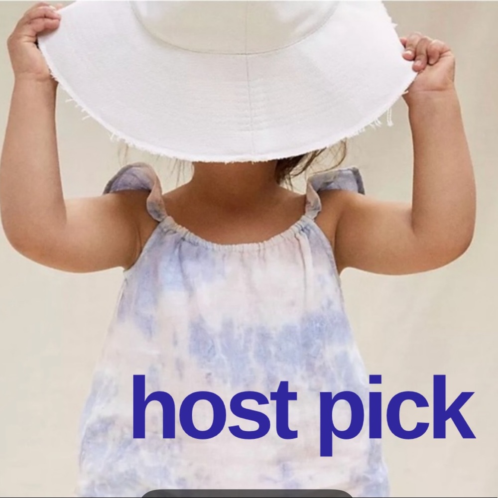 ⭐️HP⭐️. . Anthropologie cloth & stone Ruffled Linen Kids Tank